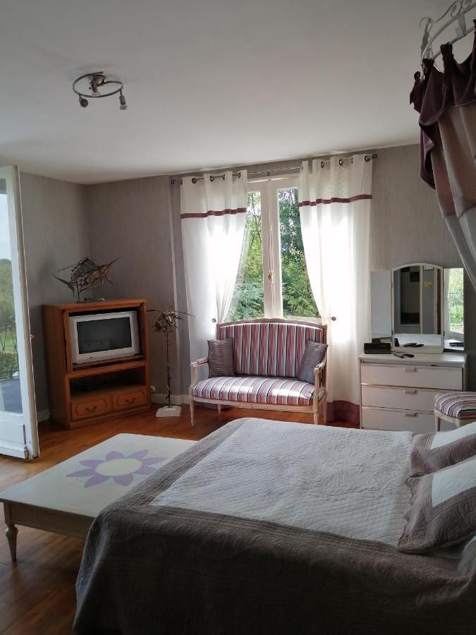 Gîte de l'Aqueduc Le Douhet Extérieur photo